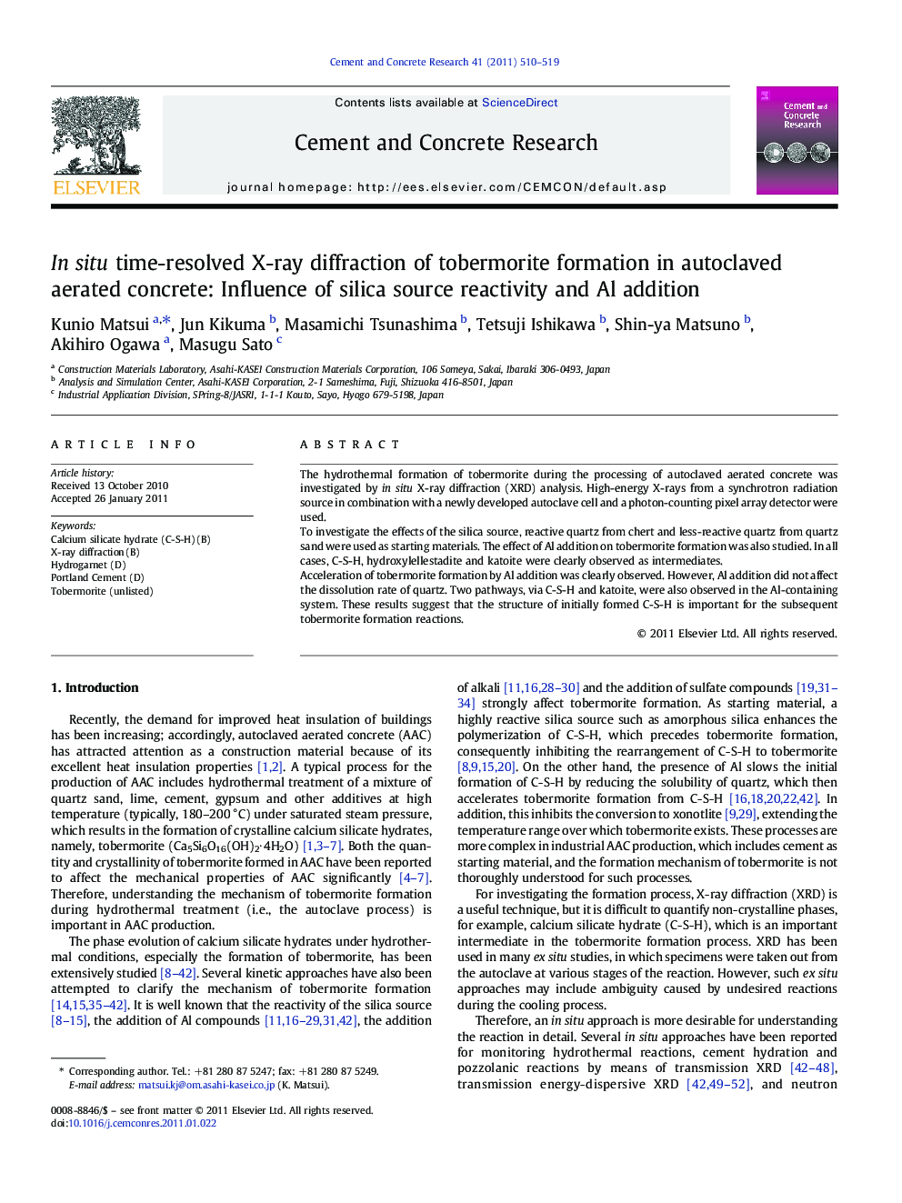 In situ time-resolved X-ray diffraction of tobermorite formation in autoclaved aerated concrete: Influence of silica source reactivity and Al addition