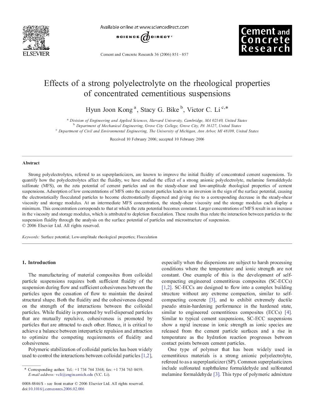 Effects of a strong polyelectrolyte on the rheological properties of concentrated cementitious suspensions