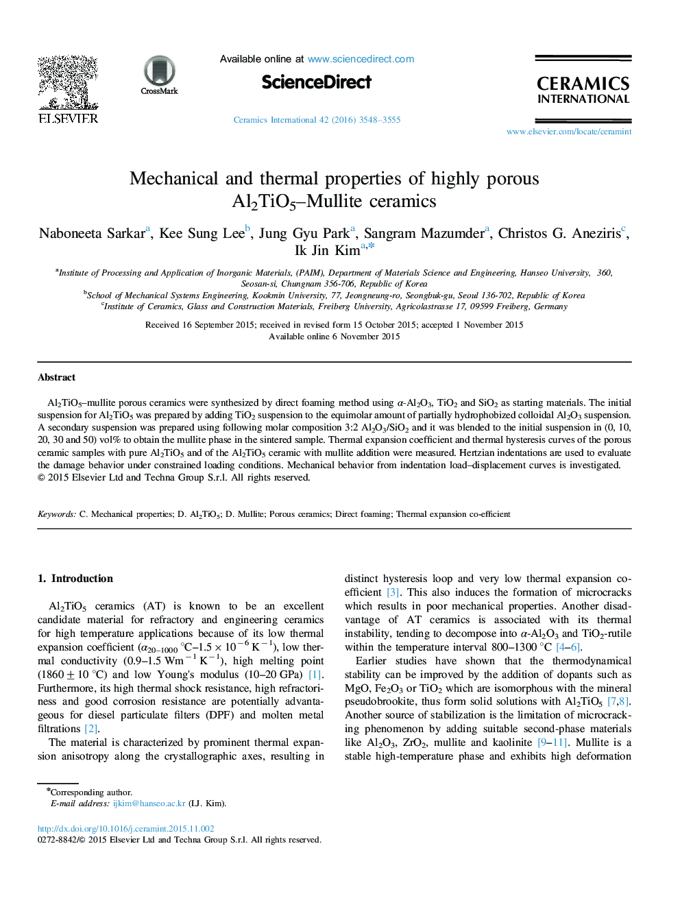 Mechanical and thermal properties of highly porous Al2TiO5–Mullite ceramics