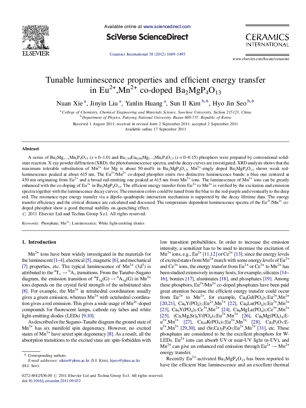 Tunable luminescence properties and efficient energy transfer in Eu2+,Mn2+ co-doped Ba2MgP4O13