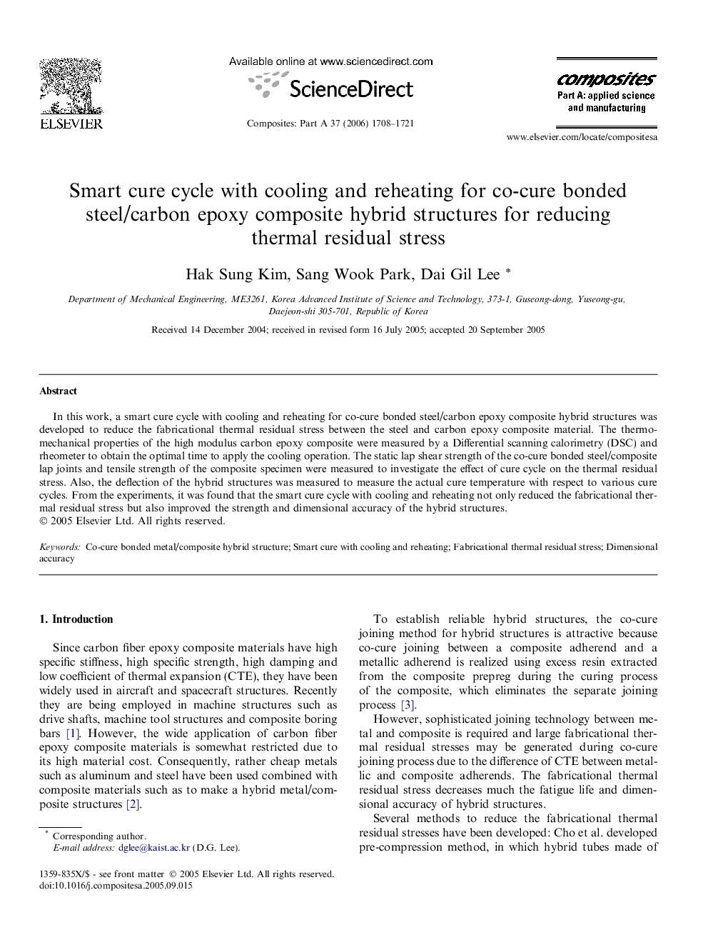 Smart cure cycle with cooling and reheating for co-cure bonded steel/carbon epoxy composite hybrid structures for reducing thermal residual stress