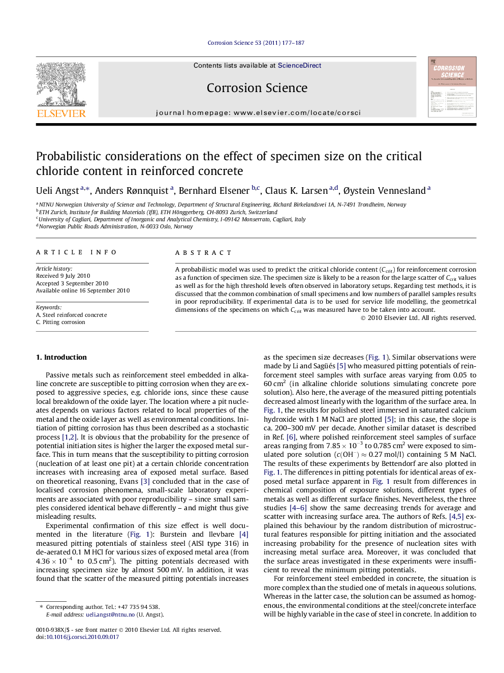 Probabilistic considerations on the effect of specimen size on the critical chloride content in reinforced concrete