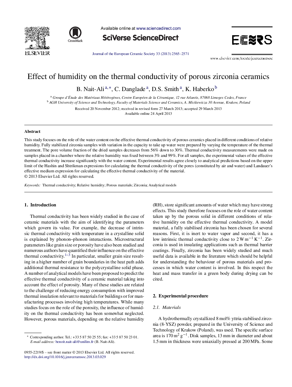 Effect of humidity on the thermal conductivity of porous zirconia ceramics