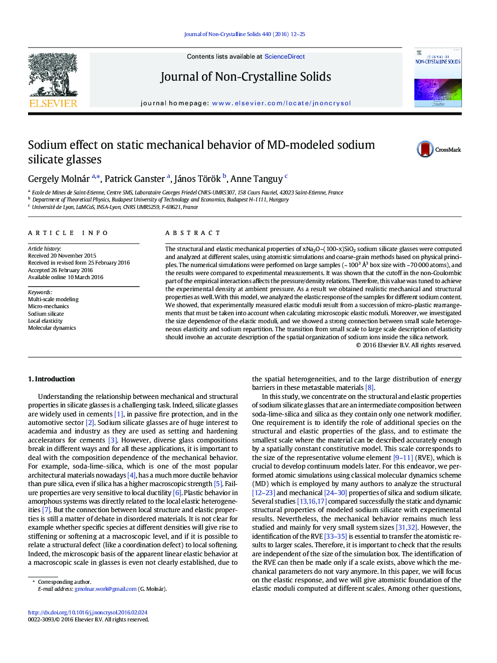 Sodium effect on static mechanical behavior of MD-modeled sodium silicate glasses