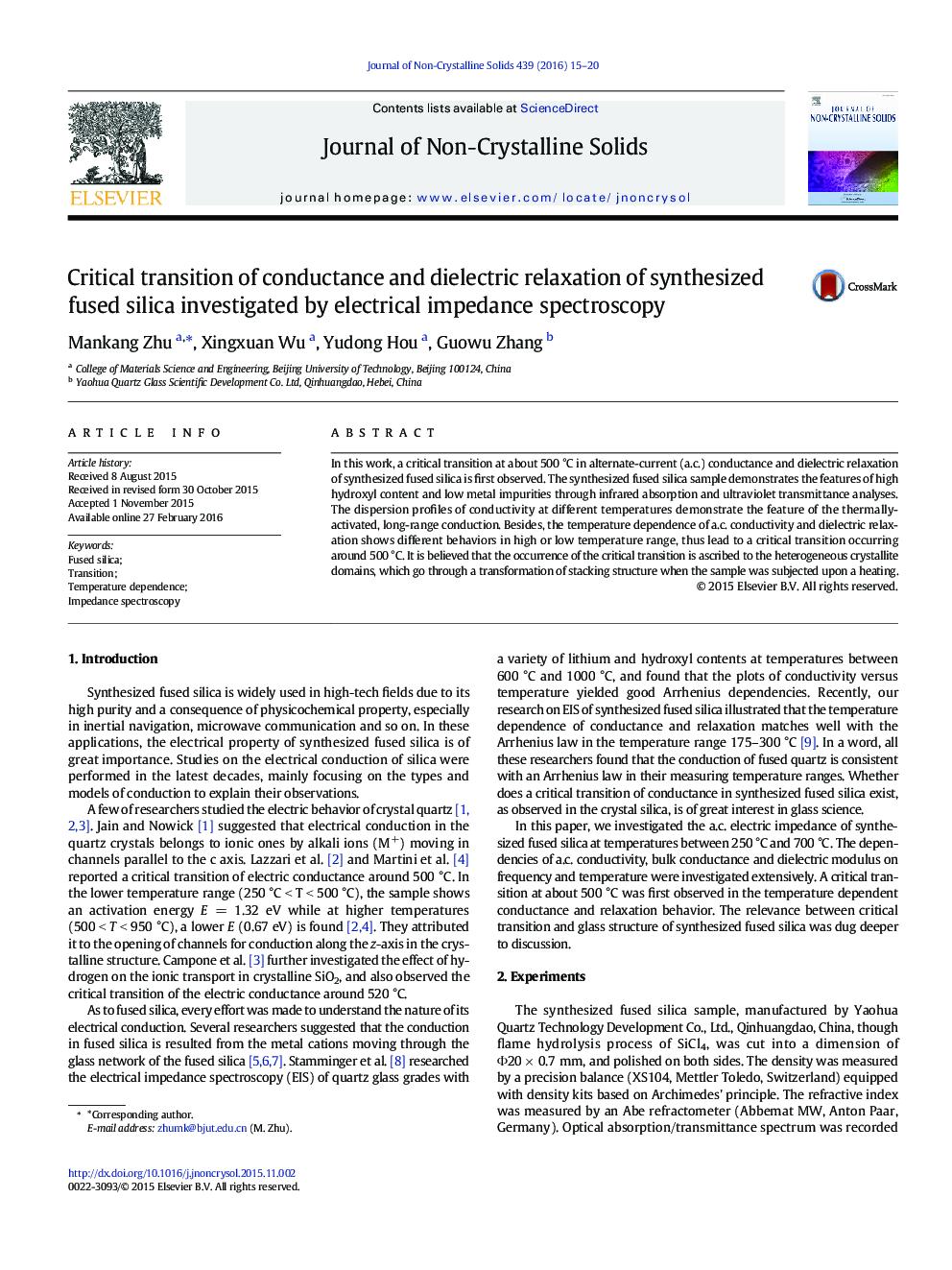 Critical transition of conductance and dielectric relaxation of synthesized fused silica investigated by electrical impedance spectroscopy