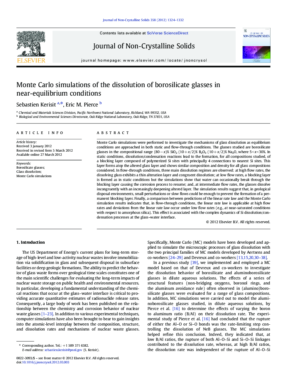 Monte Carlo simulations of the dissolution of borosilicate glasses in near-equilibrium conditions