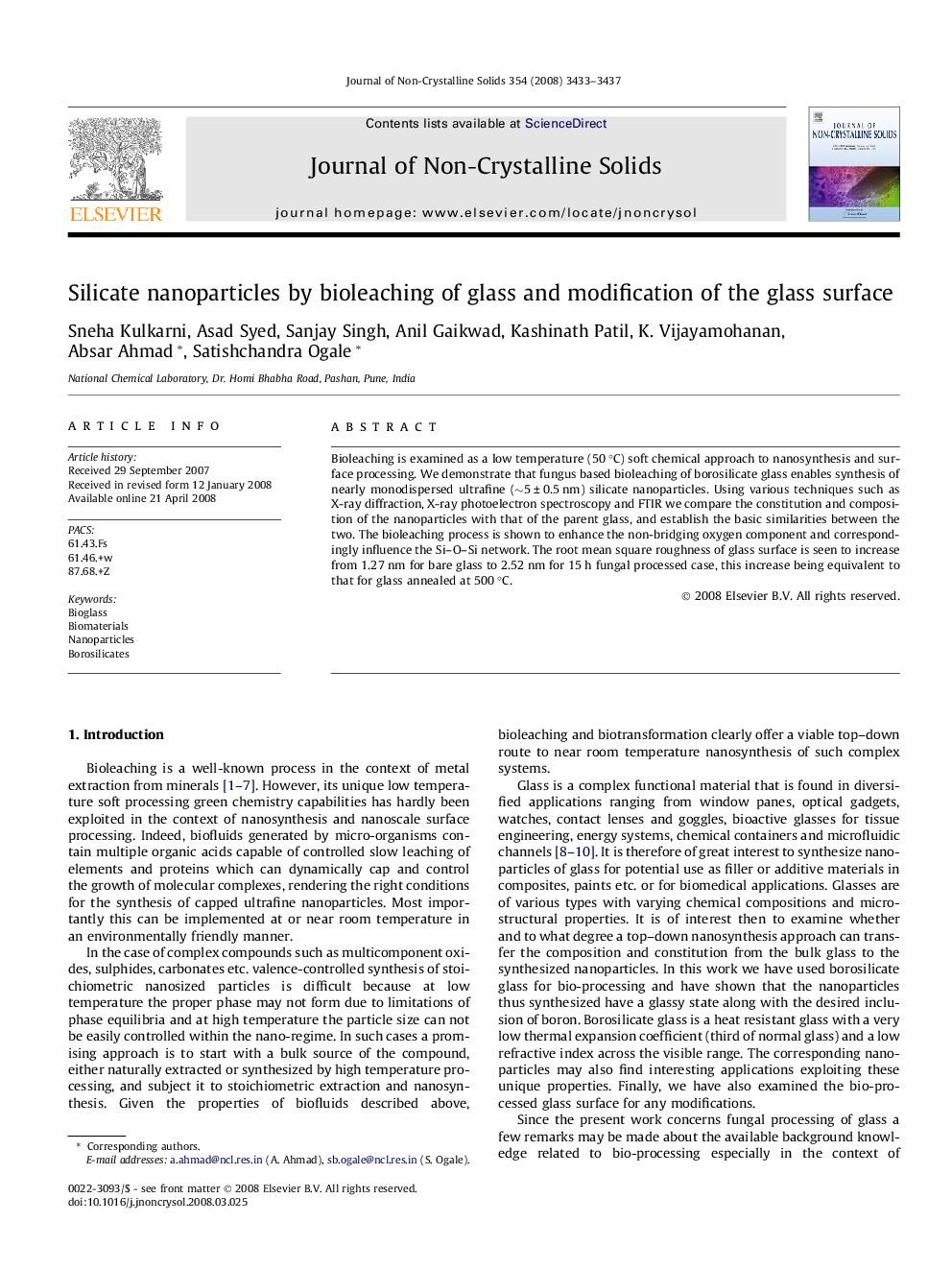 Silicate nanoparticles by bioleaching of glass and modification of the glass surface