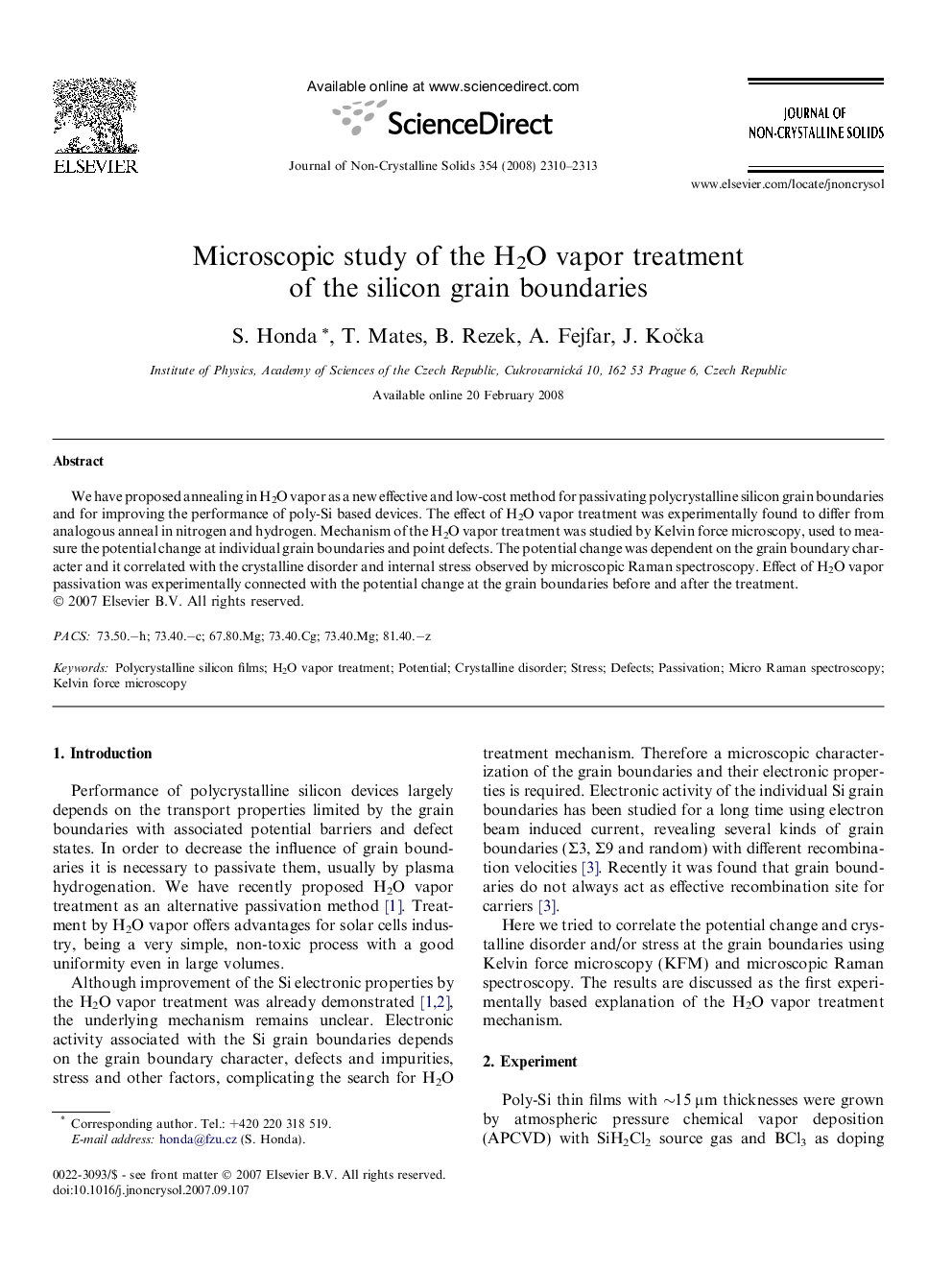 Microscopic study of the H2O vapor treatment of the silicon grain boundaries