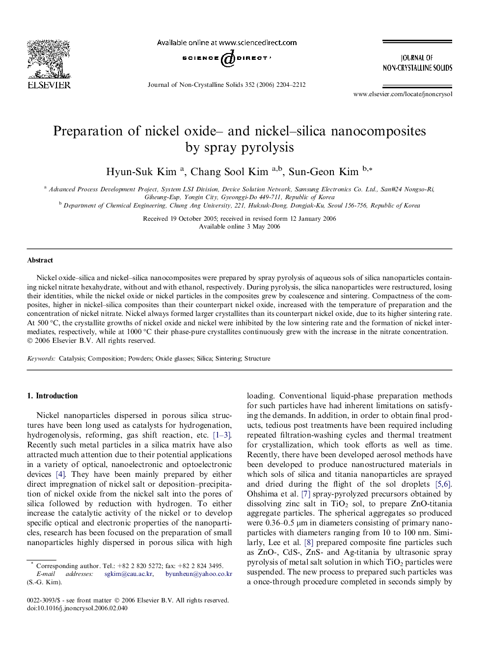 Preparation of nickel oxide– and nickel–silica nanocomposites by spray pyrolysis