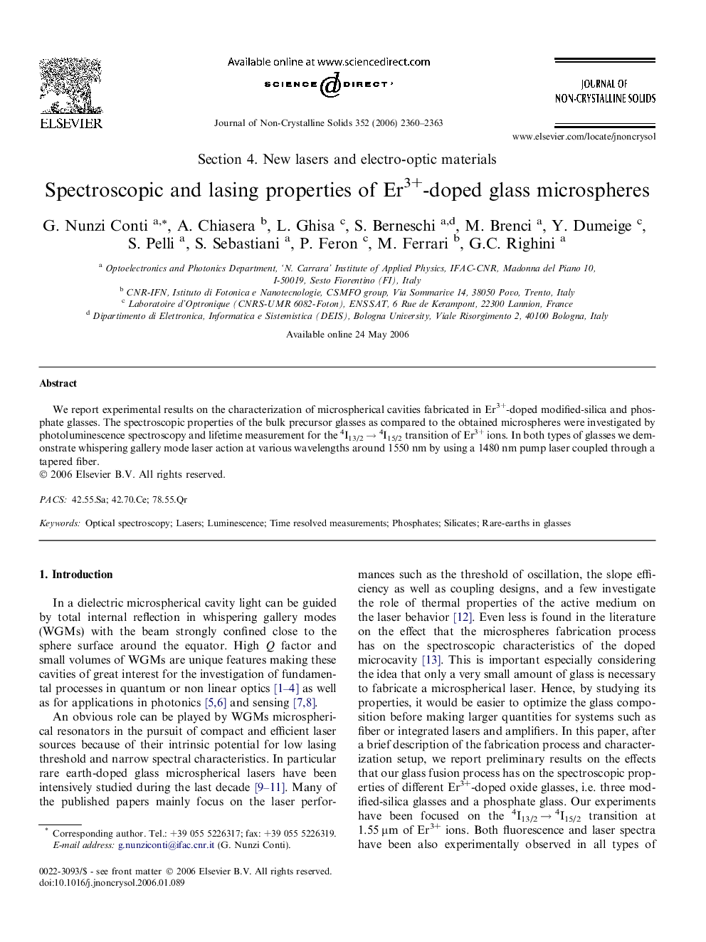 Spectroscopic and lasing properties of Er3+-doped glass microspheres