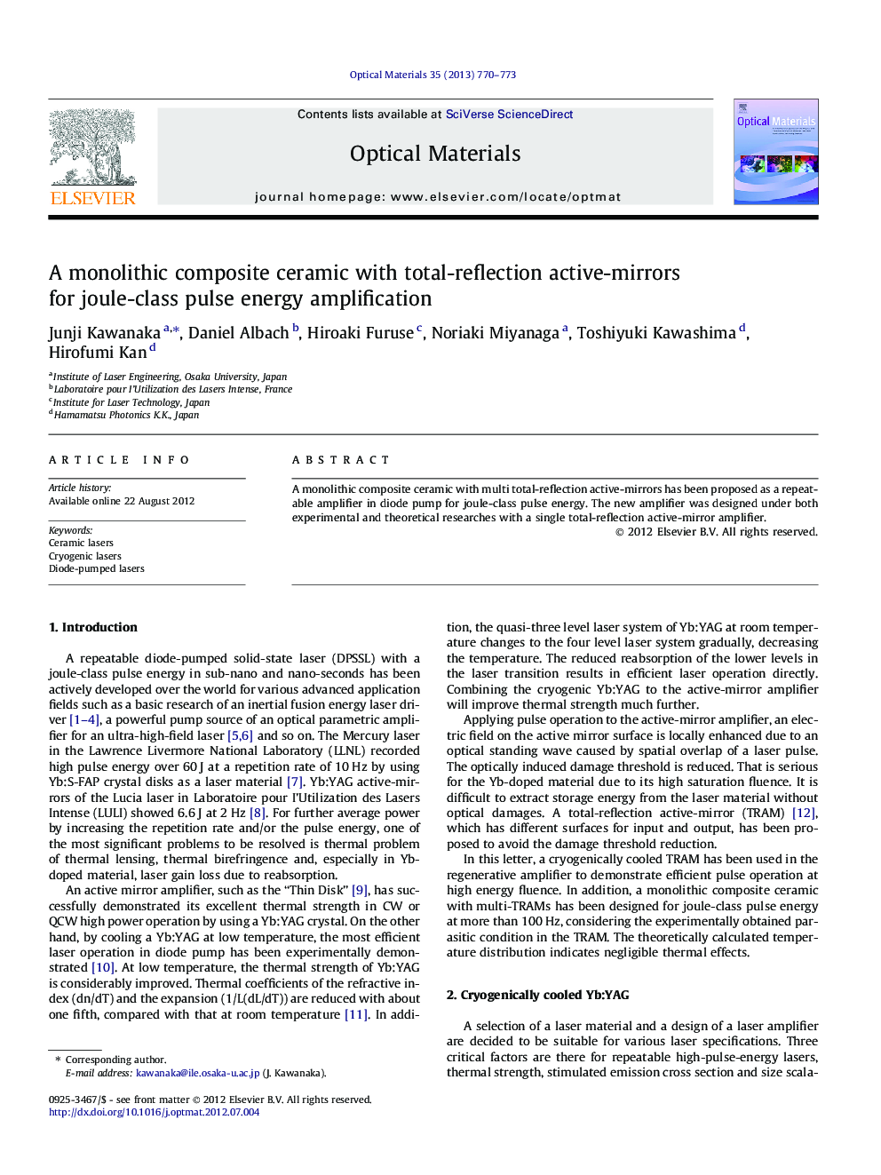 A monolithic composite ceramic with total-reflection active-mirrors for joule-class pulse energy amplification