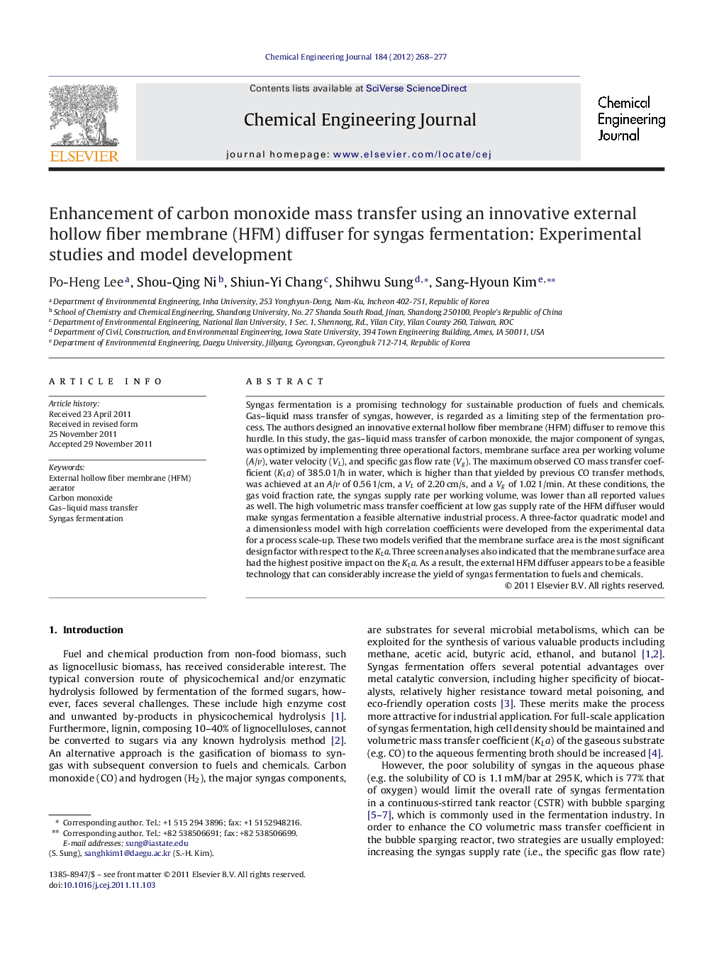 Enhancement of carbon monoxide mass transfer using an innovative external hollow fiber membrane (HFM) diffuser for syngas fermentation: Experimental studies and model development