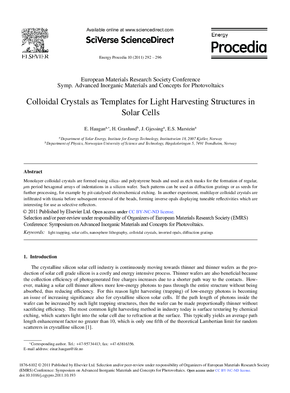 Colloidal Crystals as Templates for Light Harvesting Structures in Solar Cells