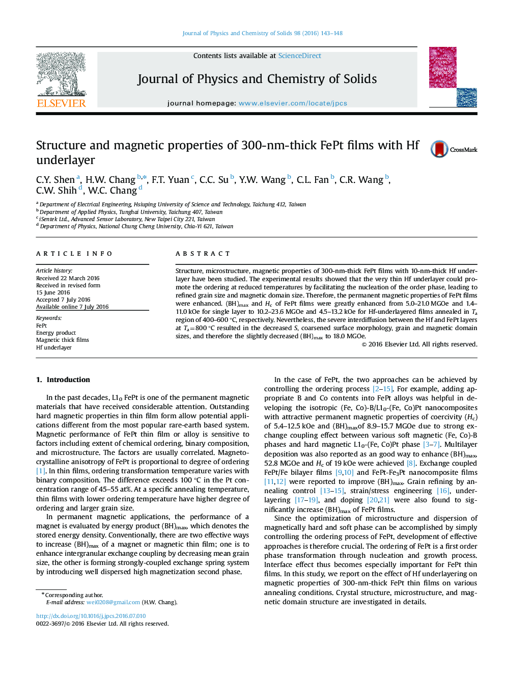 Structure and magnetic properties of 300-nm-thick FePt films with Hf underlayer