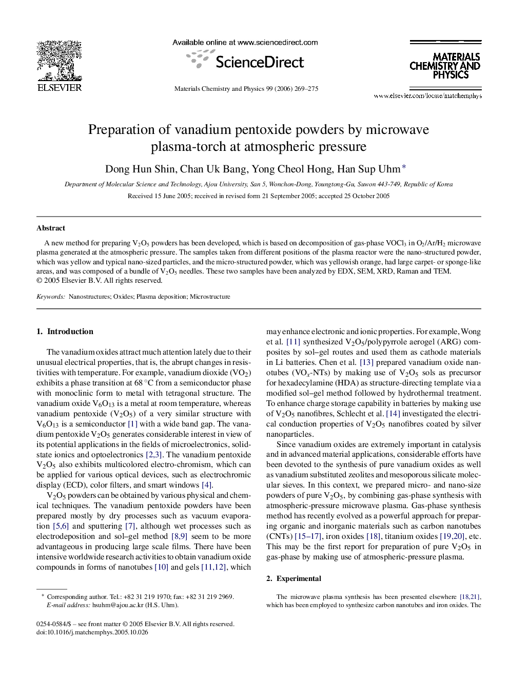 Preparation of vanadium pentoxide powders by microwave plasma-torch at atmospheric pressure