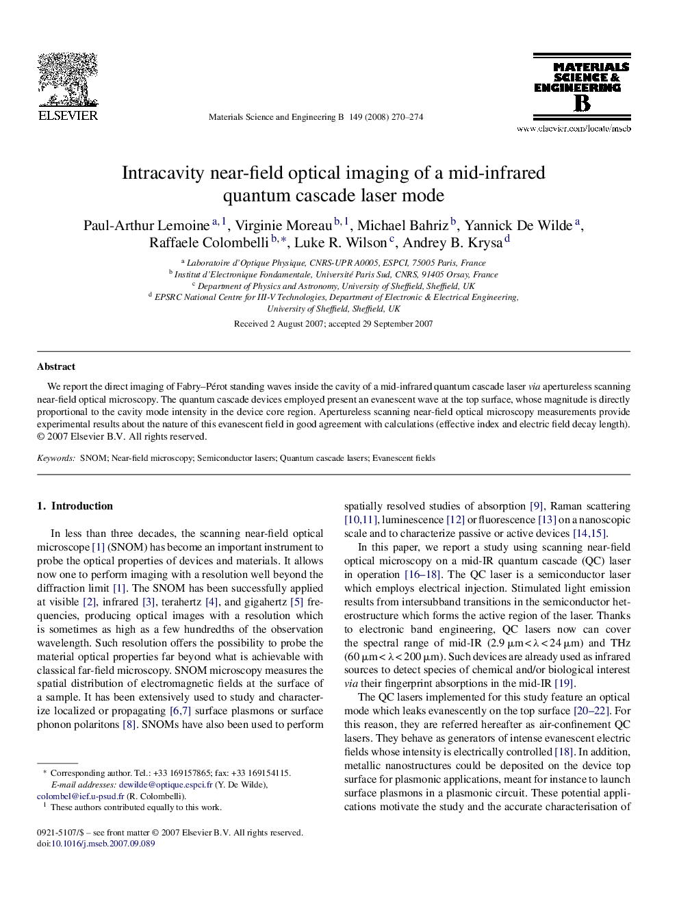 Intracavity near-field optical imaging of a mid-infrared quantum cascade laser mode