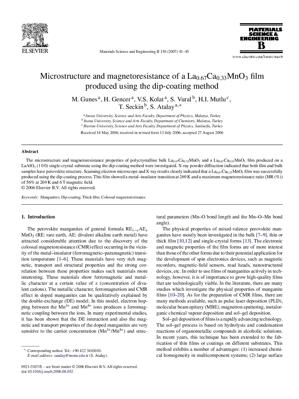 Microstructure and magnetoresistance of a La0.67Ca0.33MnO3 film produced using the dip-coating method