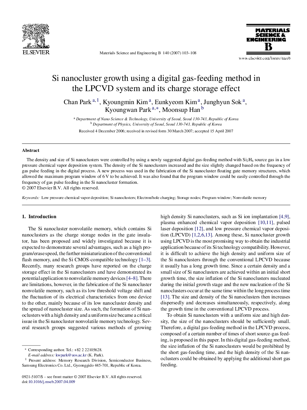 Si nanocluster growth using a digital gas-feeding method in the LPCVD system and its charge storage effect