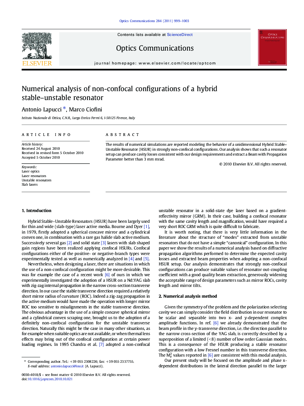 Numerical analysis of non-confocal configurations of a hybrid stable–unstable resonator