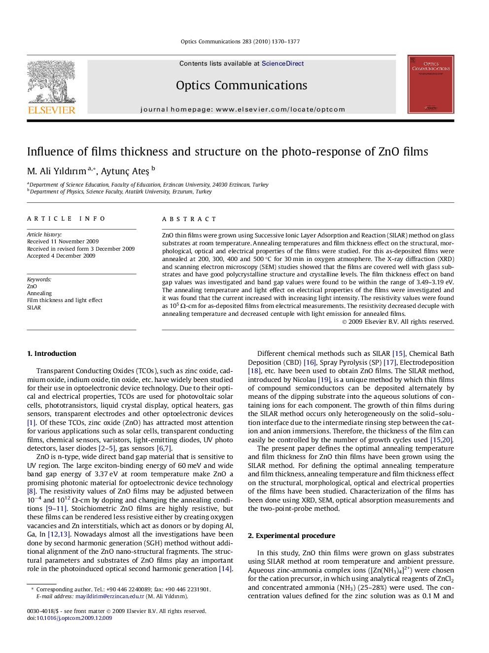 Influence of films thickness and structure on the photo-response of ZnO films