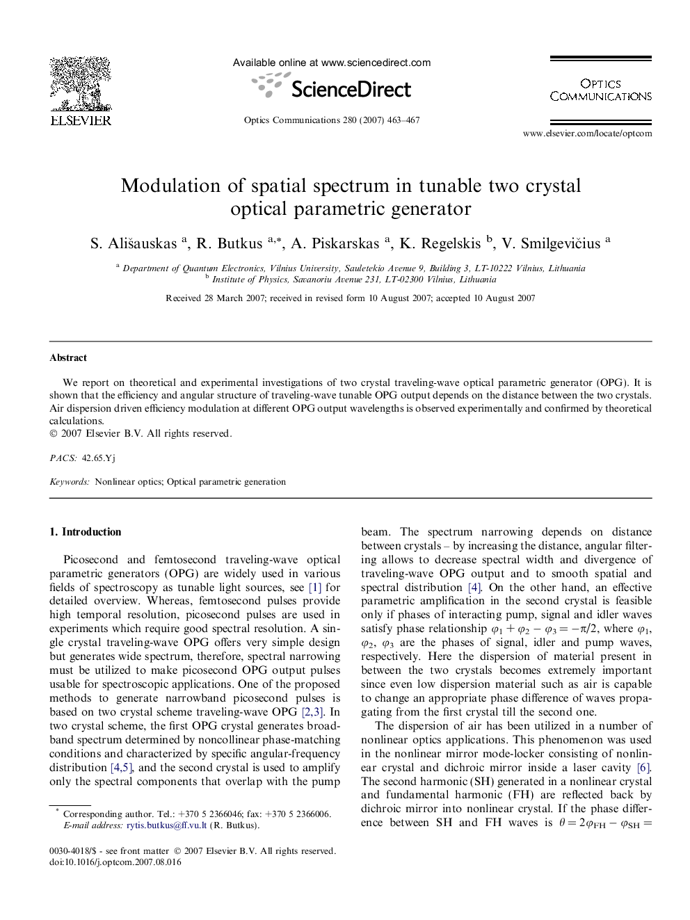 Modulation of spatial spectrum in tunable two crystal optical parametric generator