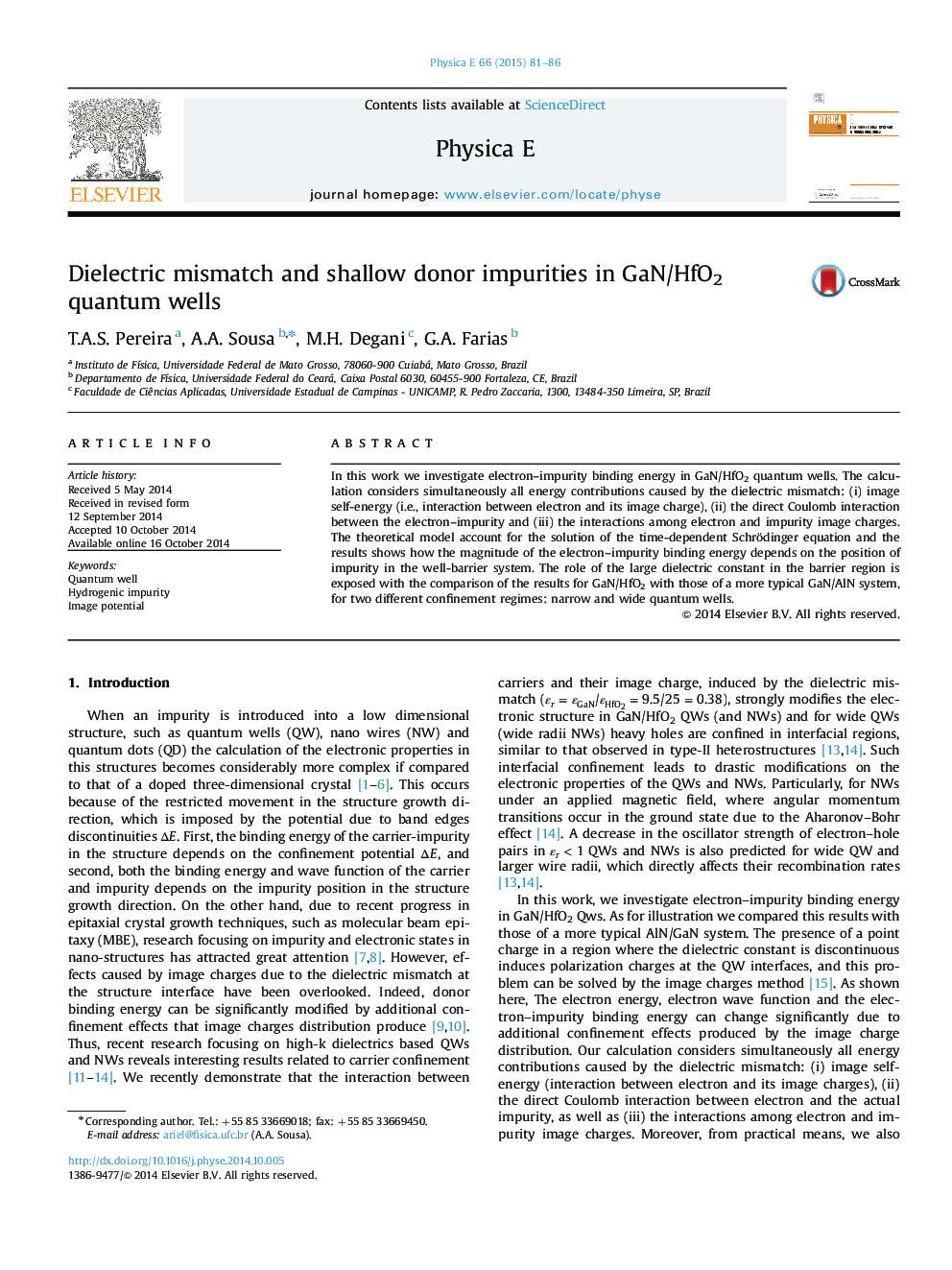 Dielectric mismatch and shallow donor impurities in GaN/HfO2 quantum wells