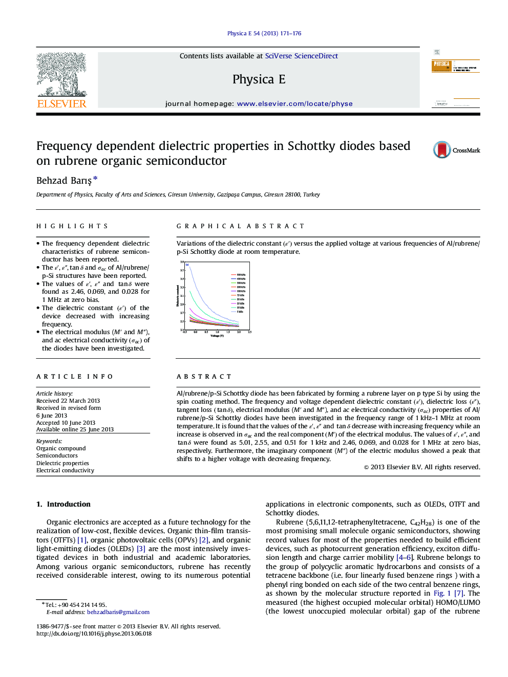 Frequency dependent dielectric properties in Schottky diodes based on rubrene organic semiconductor