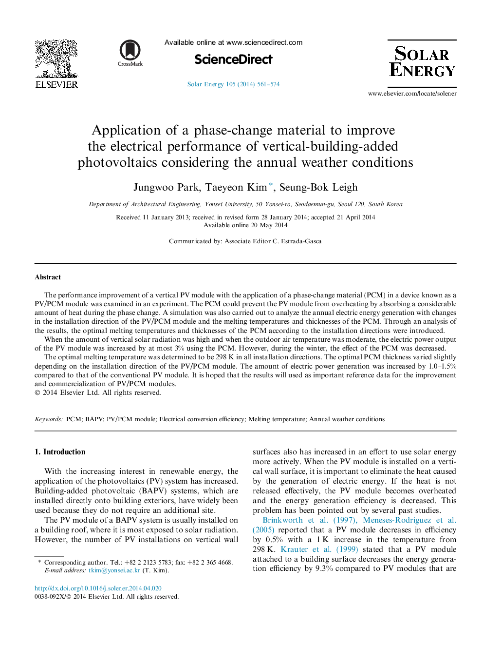 استفاده از یک ماده تغییر فاز برای بهبود عملکرد الکتریکی فتوولتائیک با عمودی ساختمان با توجه به شرایط آب و هوایی سالانه 