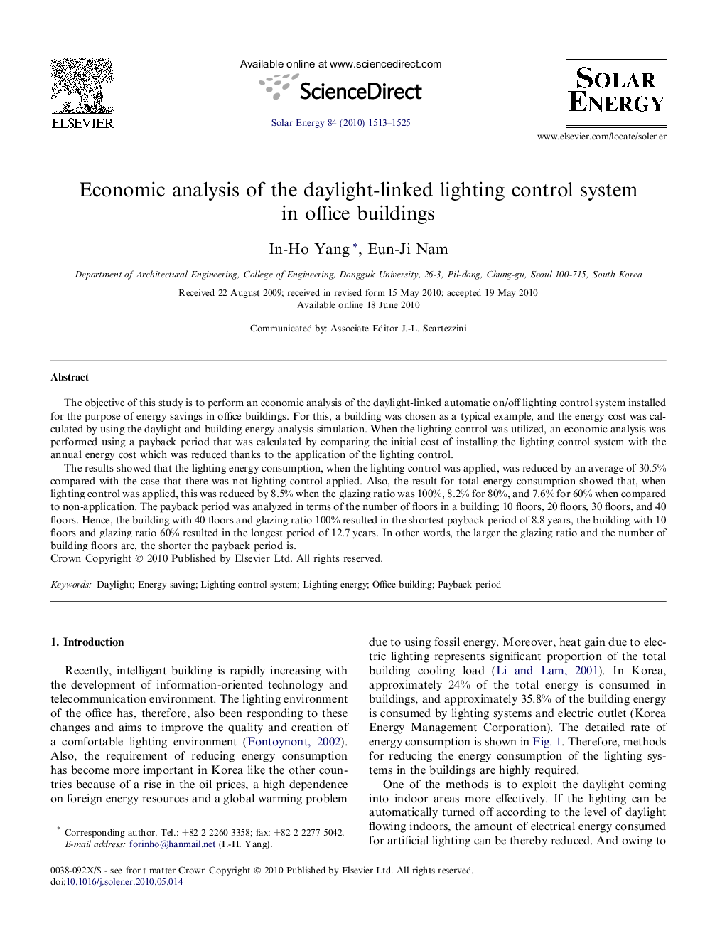 Economic analysis of the daylight-linked lighting control system in office buildings