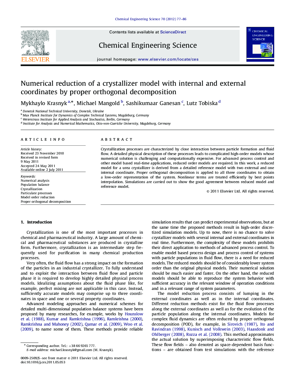 Numerical reduction of a crystallizer model with internal and external coordinates by proper orthogonal decomposition