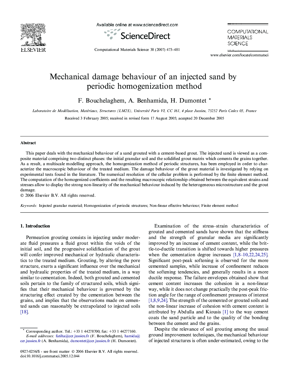 Mechanical damage behaviour of an injected sand by periodic homogenization method