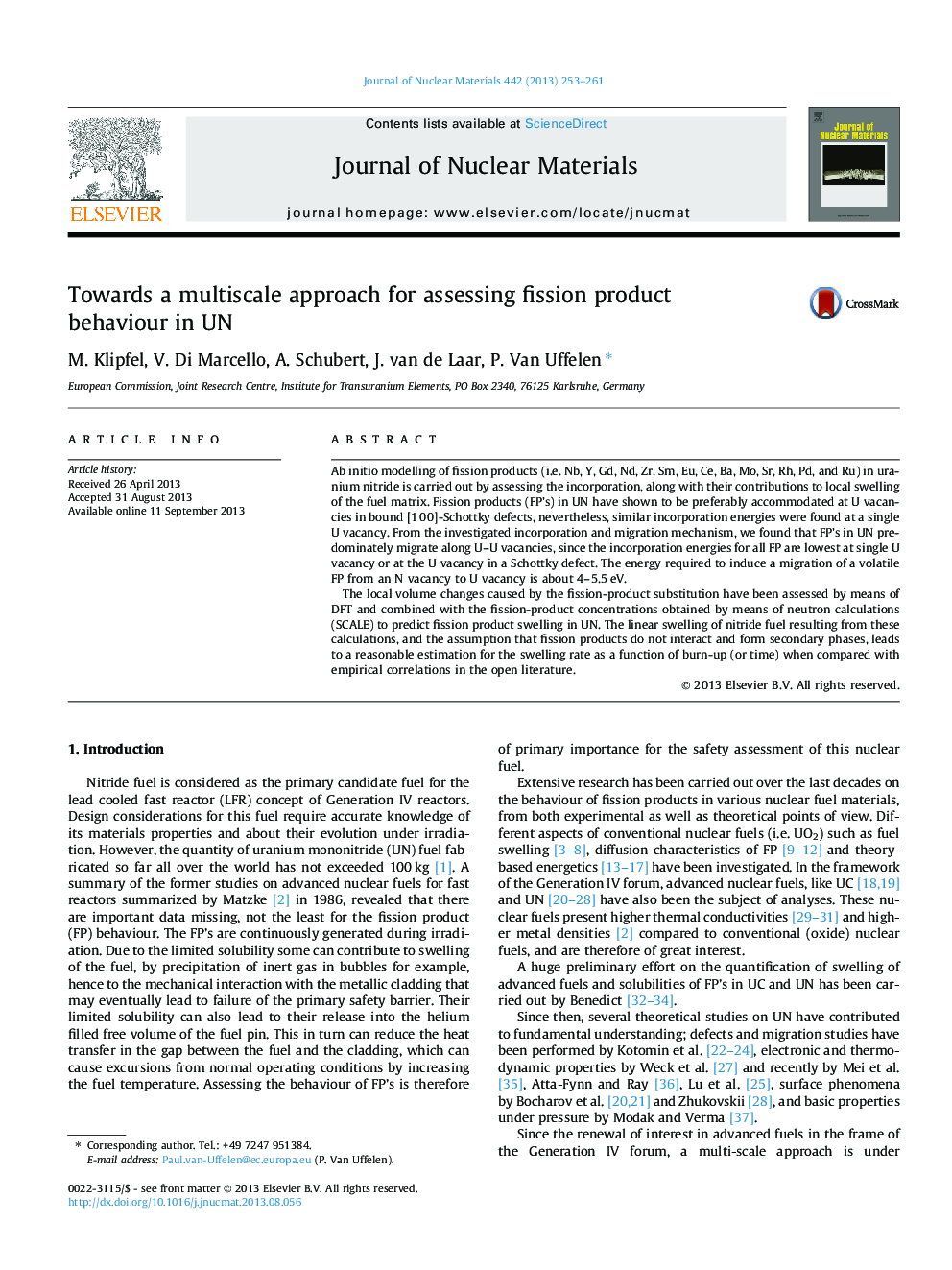 Towards a multiscale approach for assessing fission product behaviour in UN