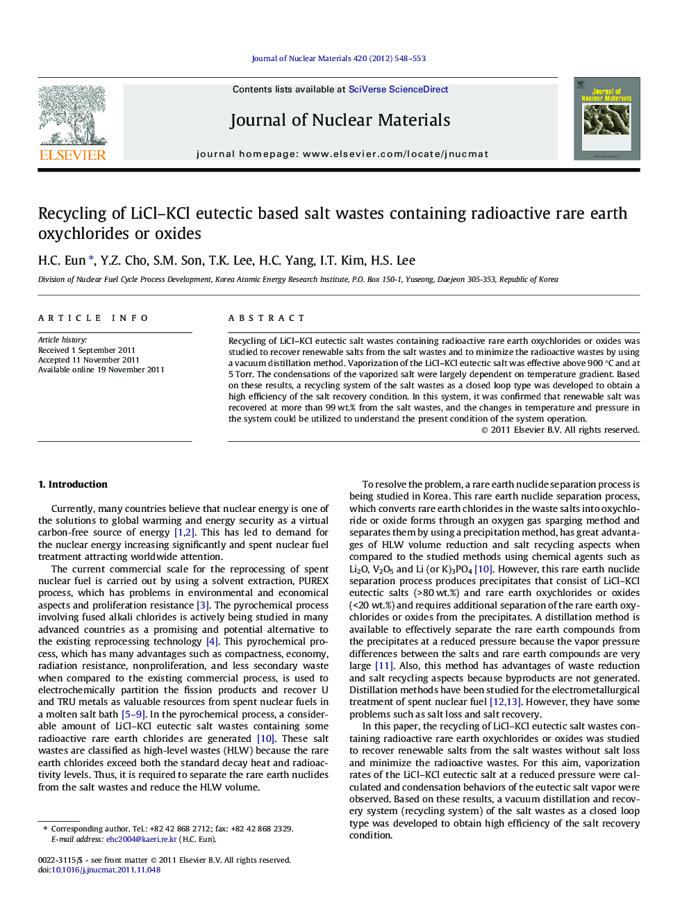 Recycling of LiCl–KCl eutectic based salt wastes containing radioactive rare earth oxychlorides or oxides