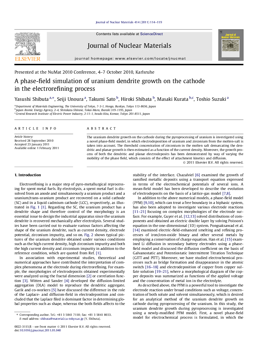 A phase-field simulation of uranium dendrite growth on the cathode in the electrorefining process
