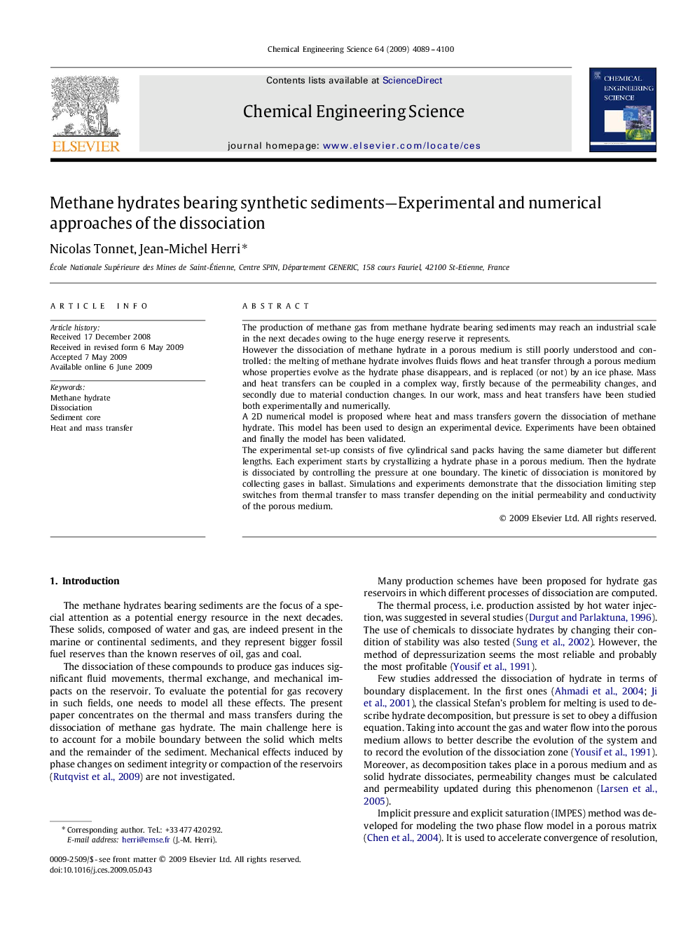 Methane hydrates bearing synthetic sediments—Experimental and numerical approaches of the dissociation