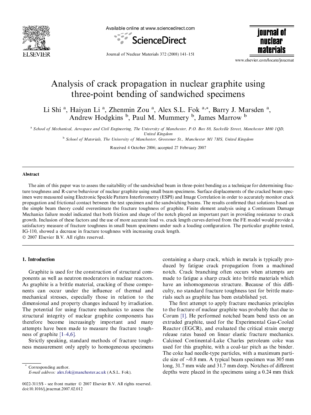 Analysis of crack propagation in nuclear graphite using three-point bending of sandwiched specimens