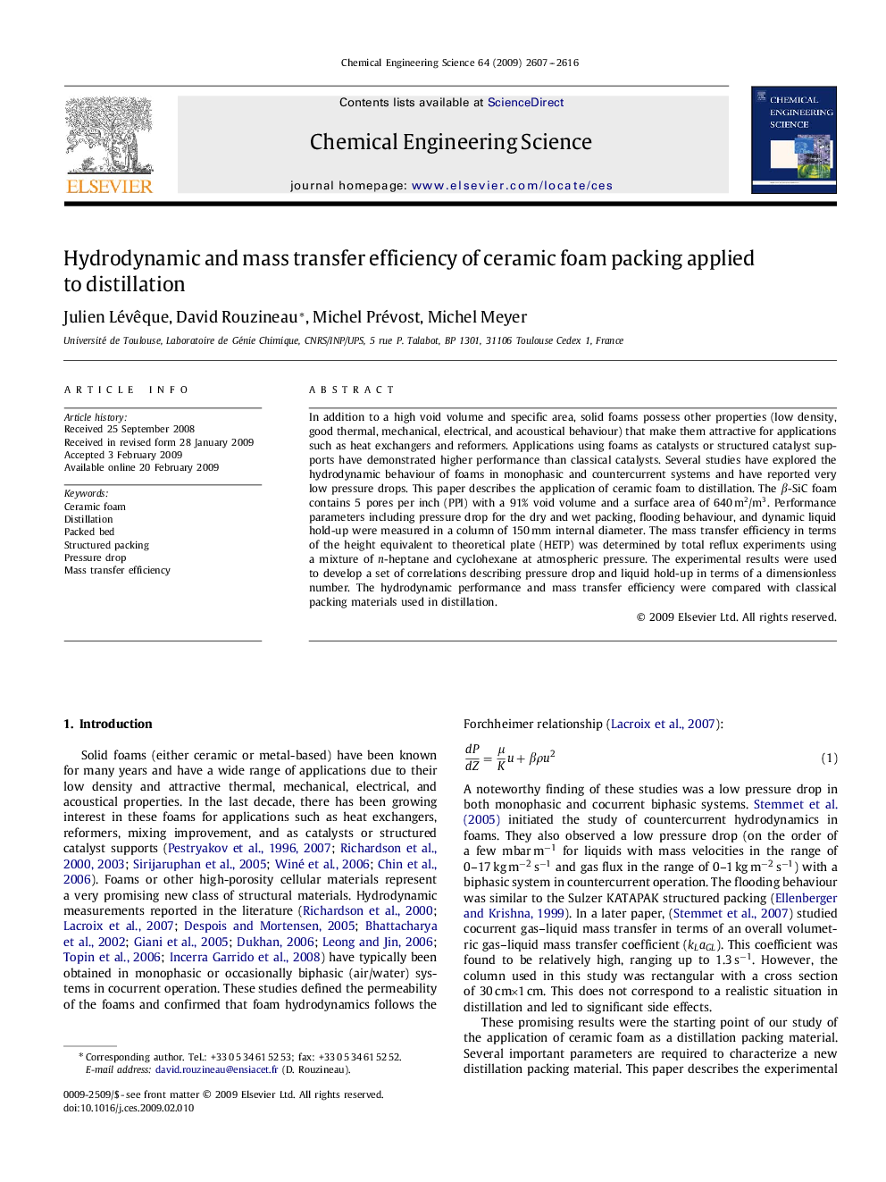 Hydrodynamic and mass transfer efficiency of ceramic foam packing applied to distillation