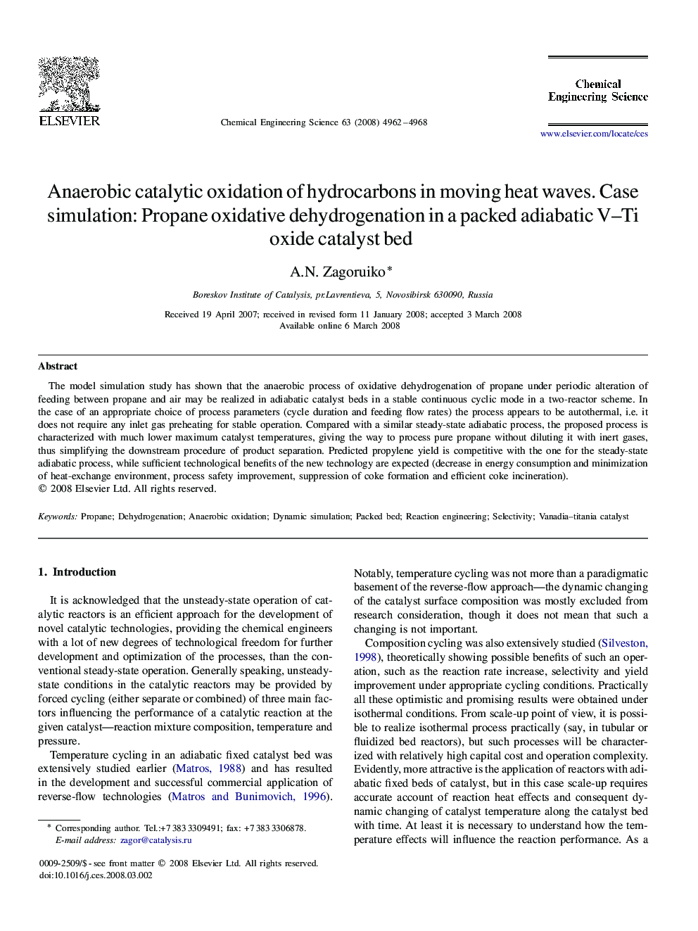 Anaerobic catalytic oxidation of hydrocarbons in moving heat waves. Case simulation: Propane oxidative dehydrogenation in a packed adiabatic V–Ti oxide catalyst bed