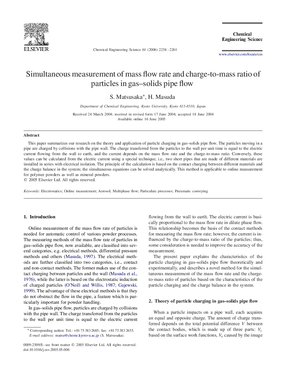 Simultaneous measurement of mass flow rate and charge-to-mass ratio of particles in gas–solids pipe flow