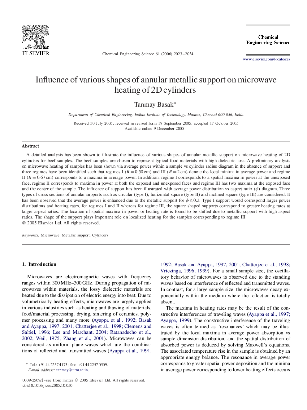 Influence of various shapes of annular metallic support on microwave heating of 2D cylinders