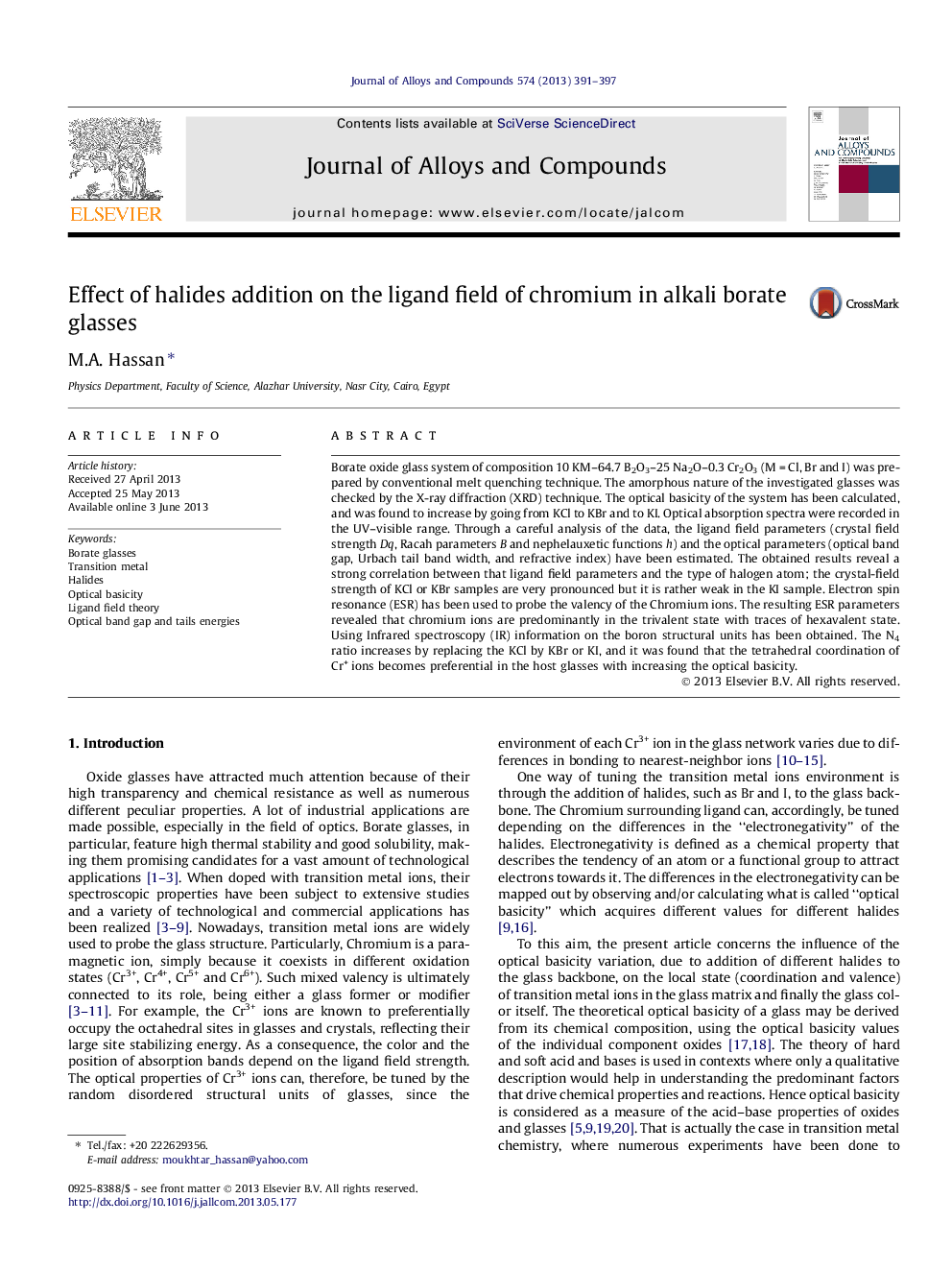 Effect of halides addition on the ligand field of chromium in alkali borate glasses