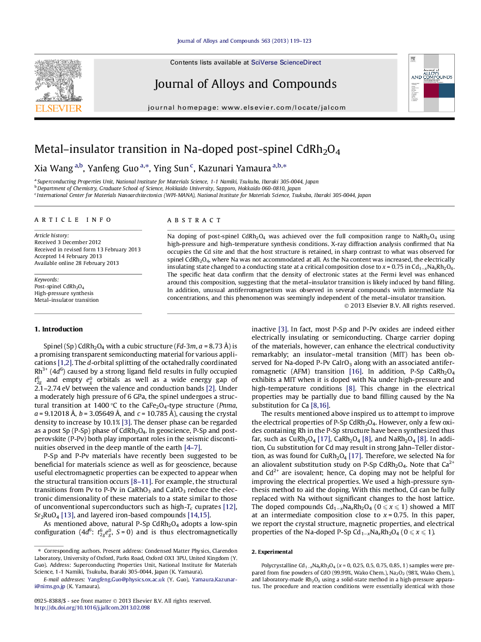 Metal–insulator transition in Na-doped post-spinel CdRh2O4