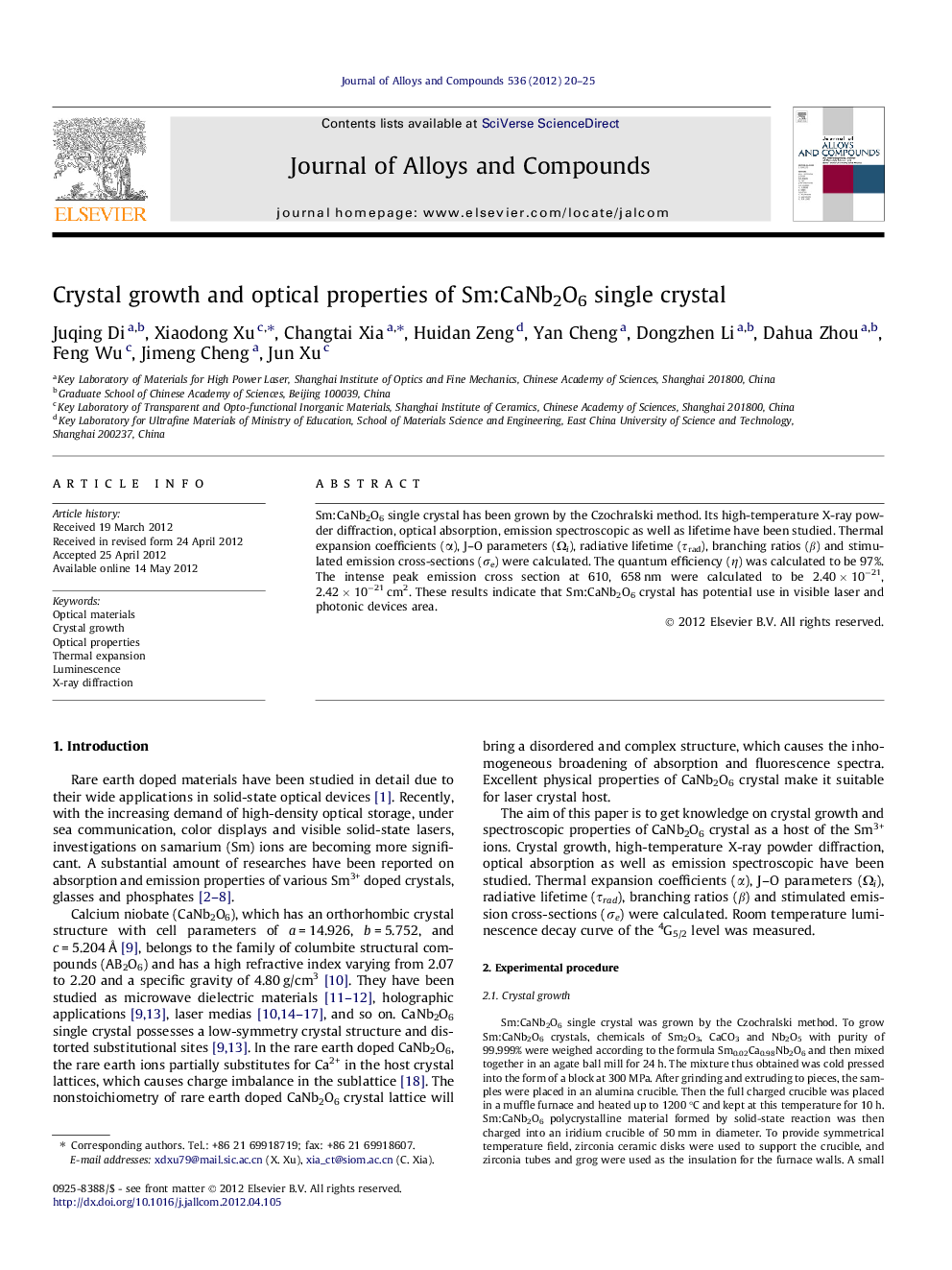 Crystal growth and optical properties of Sm:CaNb2O6 single crystal