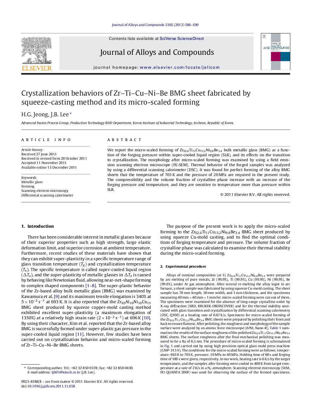 Crystallization behaviors of Zr-Ti-Cu-Ni-Be BMG sheet fabricated by squeeze-casting method and its micro-scaled forming