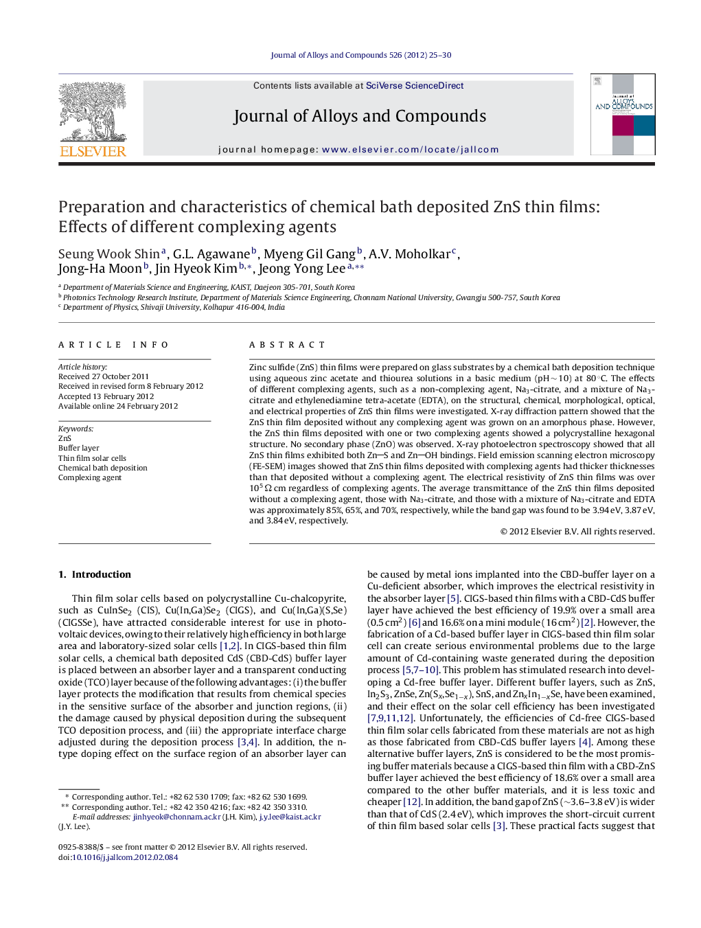 Preparation and characteristics of chemical bath deposited ZnS thin films: Effects of different complexing agents