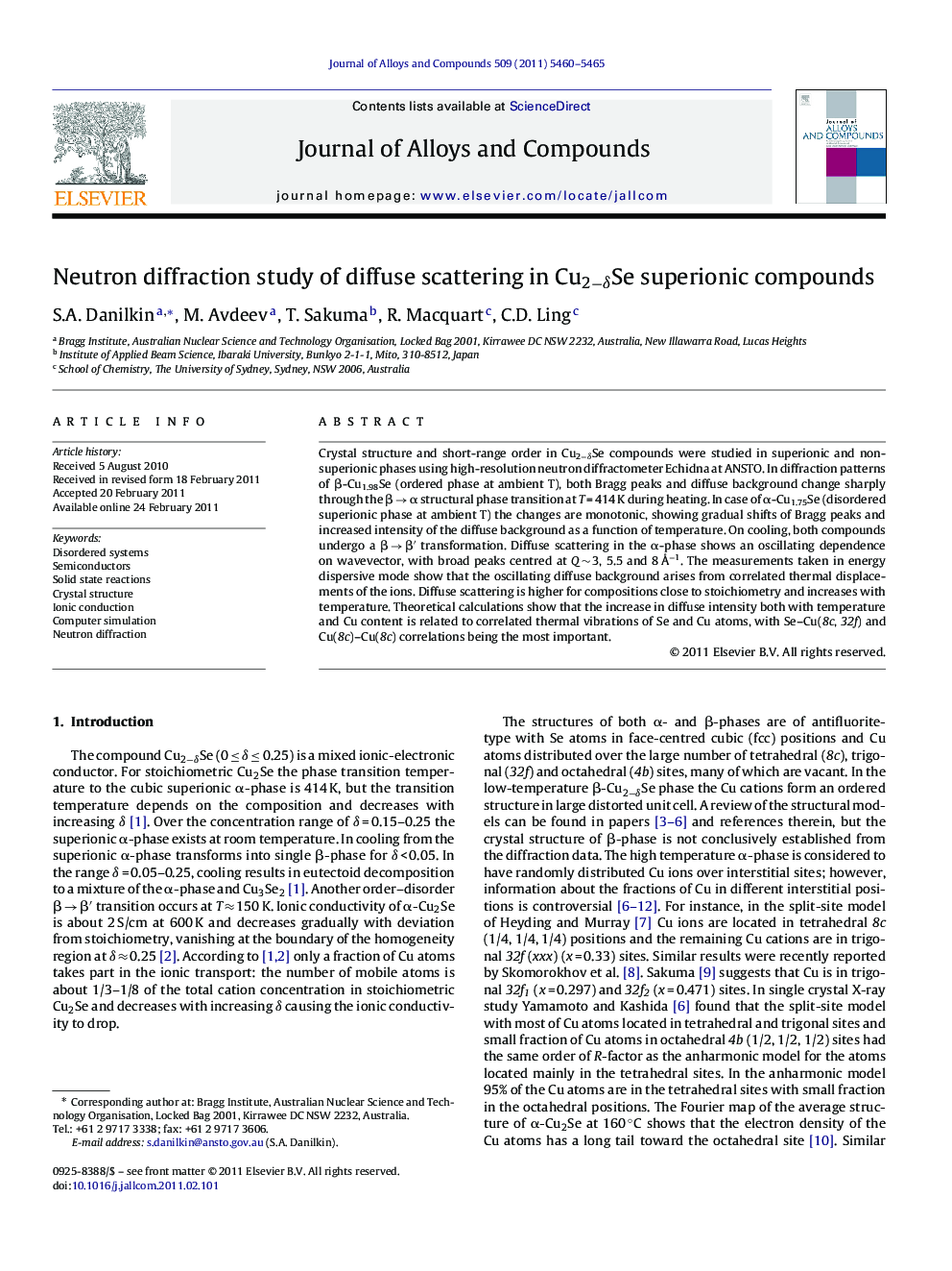 Neutron diffraction study of diffuse scattering in Cu2−δSe superionic compounds