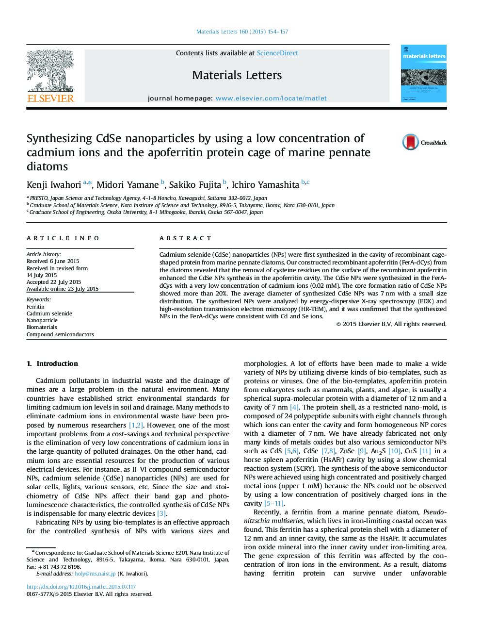 Synthesizing CdSe nanoparticles by using a low concentration of cadmium ions and the apoferritin protein cage of marine pennate diatoms