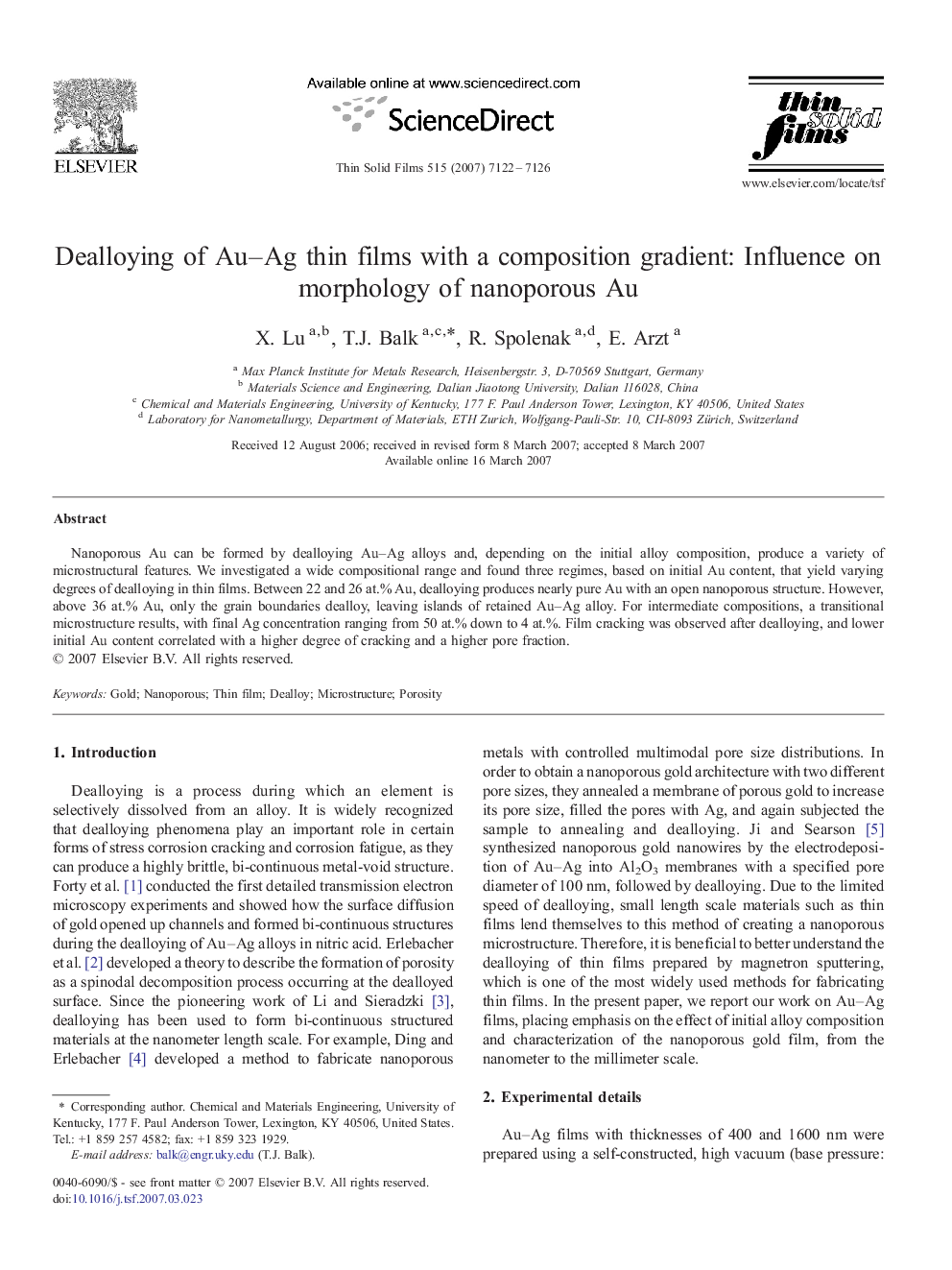 Dealloying of Au-Ag thin films with a composition gradient: Influence on morphology of nanoporous Au