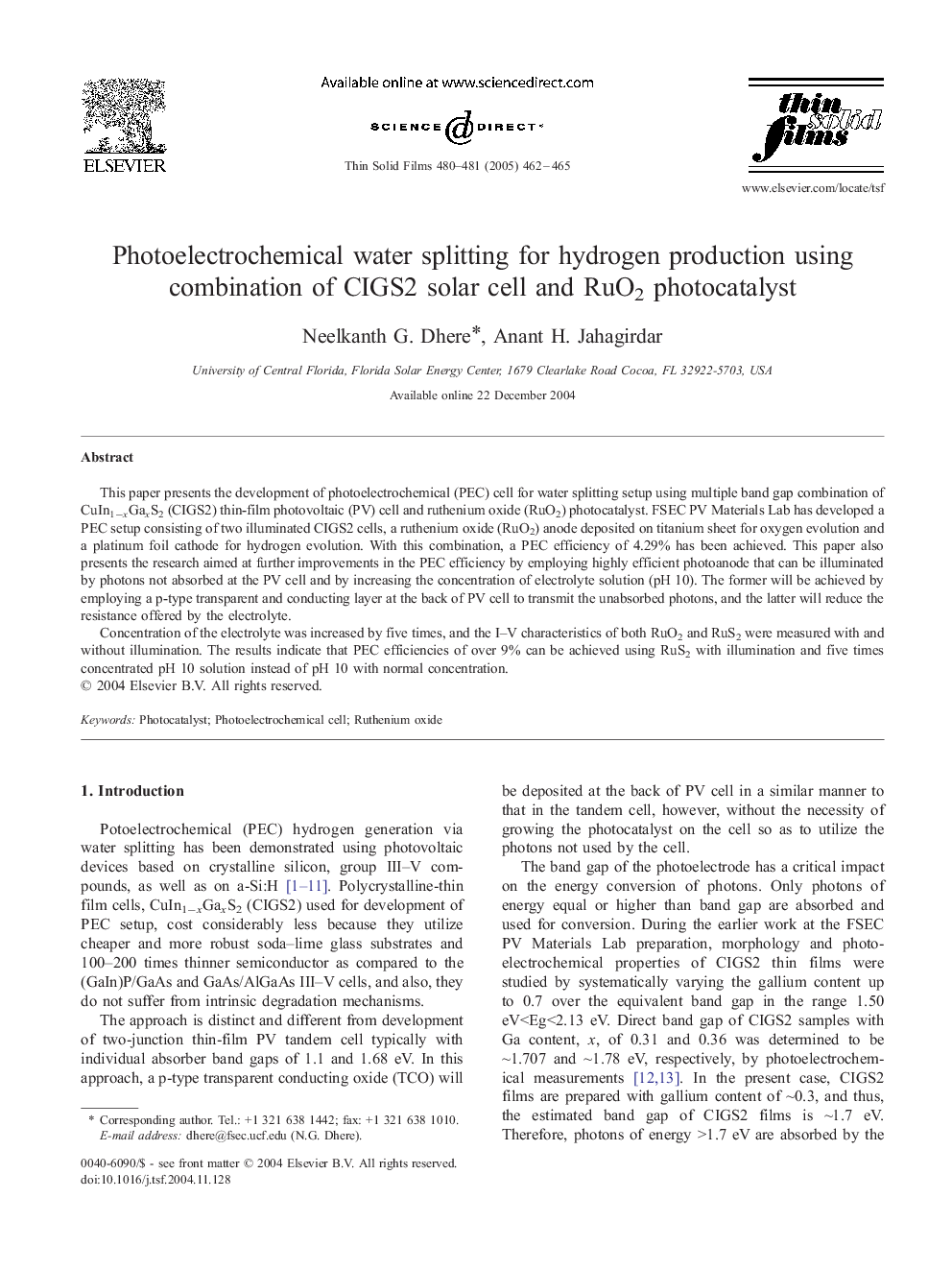 Photoelectrochemical water splitting for hydrogen production using combination of CIGS2 solar cell and RuO2 photocatalyst