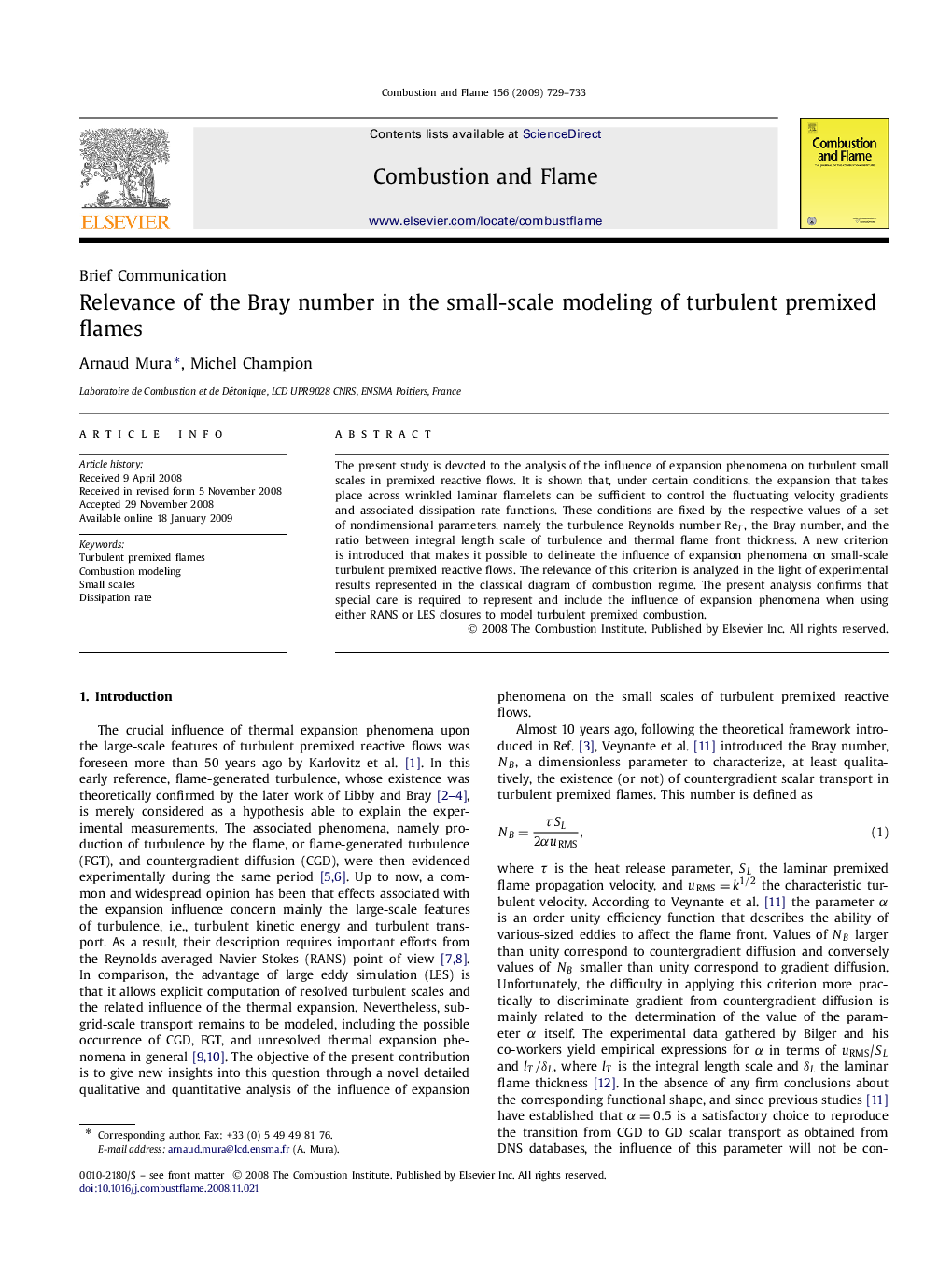 Relevance of the Bray number in the small-scale modeling of turbulent premixed flames